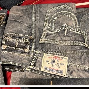 True religion Ricky super t size 34x34